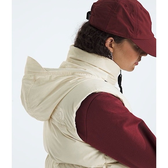 The North Face Women's 1996 Retro Nuptse DTM Vest 700 Down White Dune NWT Large - Picture 3 of 16